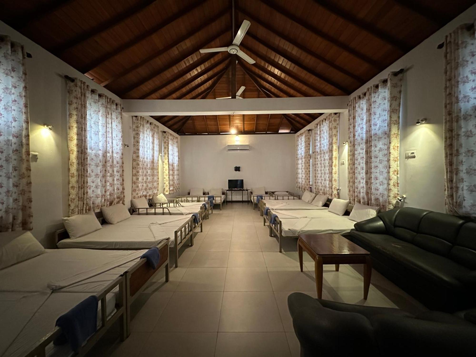 Amaluna Resorts Негомбо Экстерьер фото