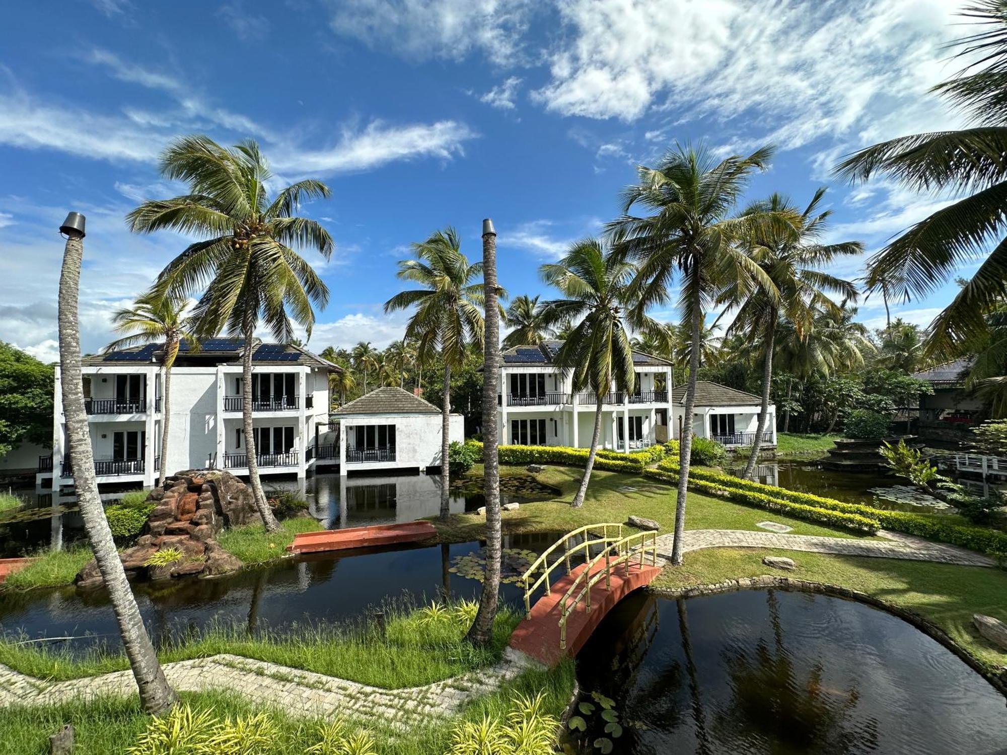 Amaluna Resorts Негомбо Экстерьер фото