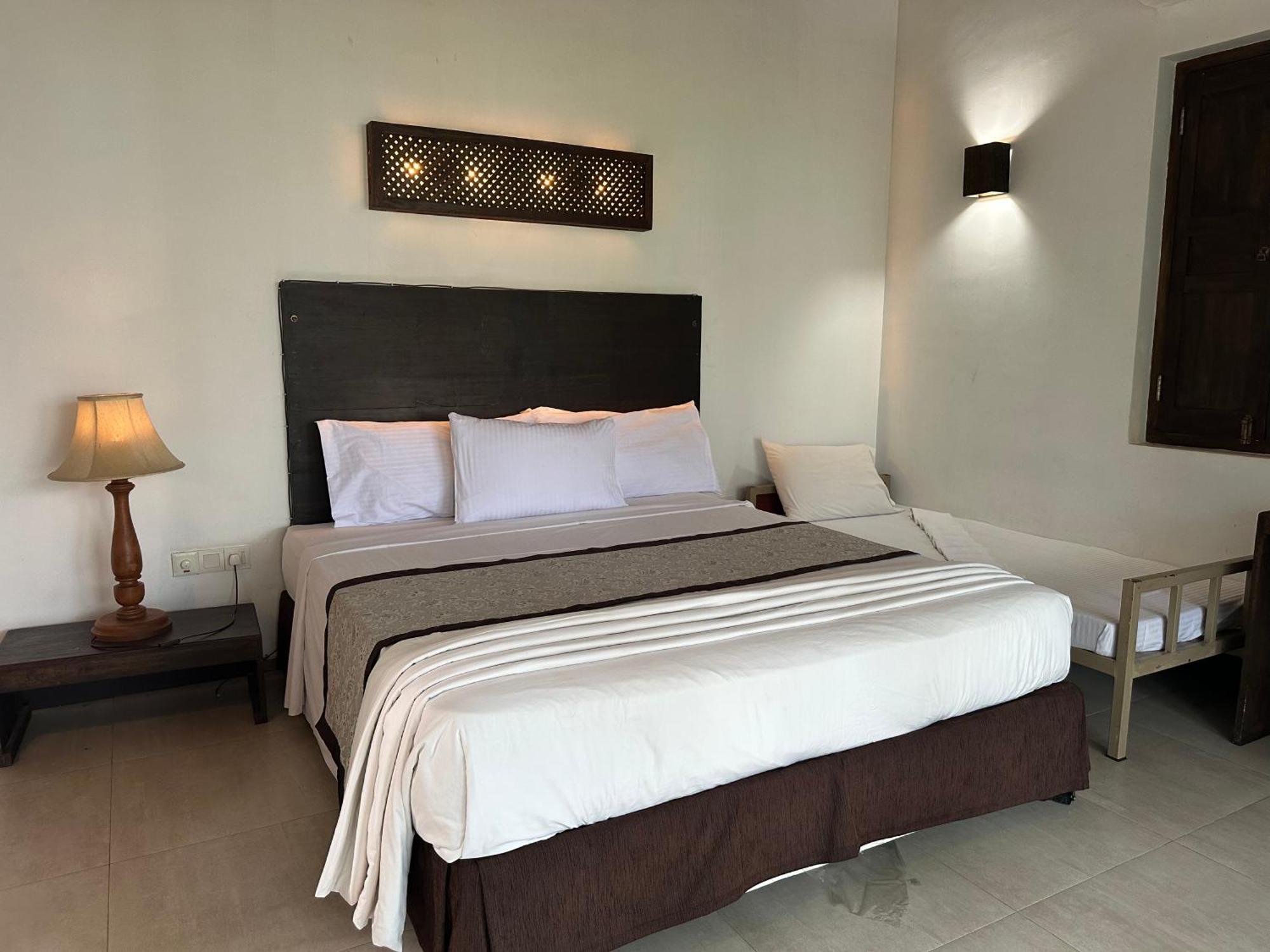 Amaluna Resorts Негомбо Экстерьер фото